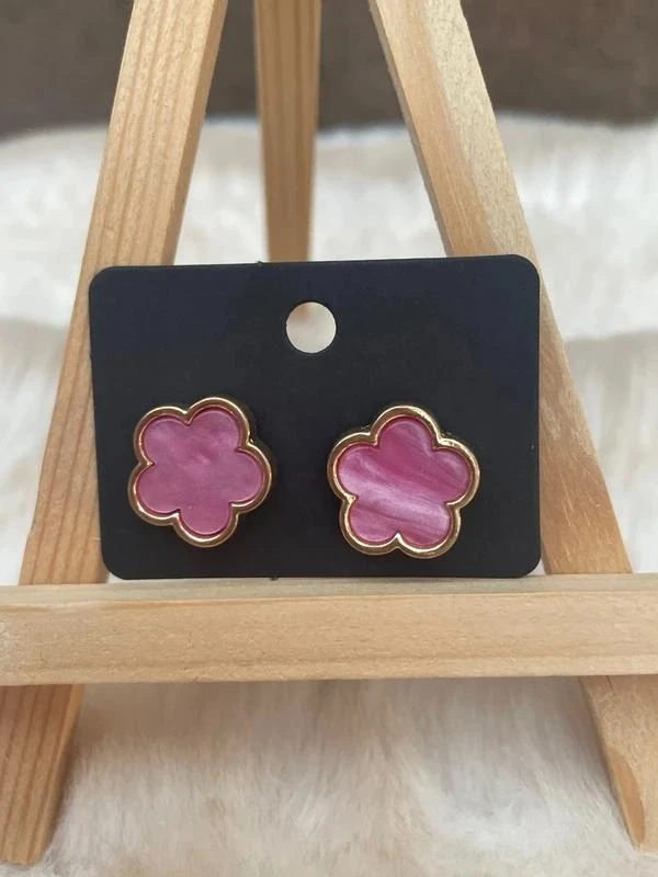 Boucles d’oreilles fleurs 1,5cm rose marbre